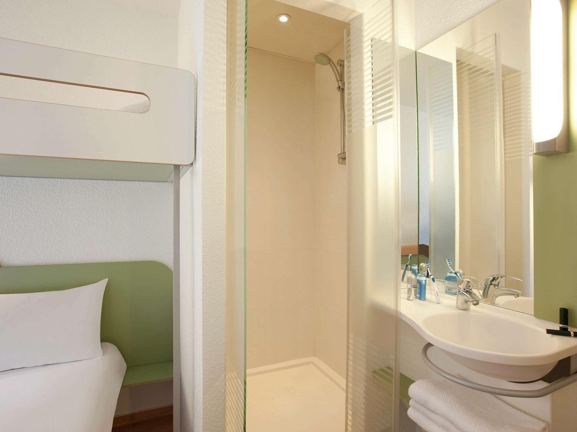 Ibis Budget Tours Nord Екстер'єр фото