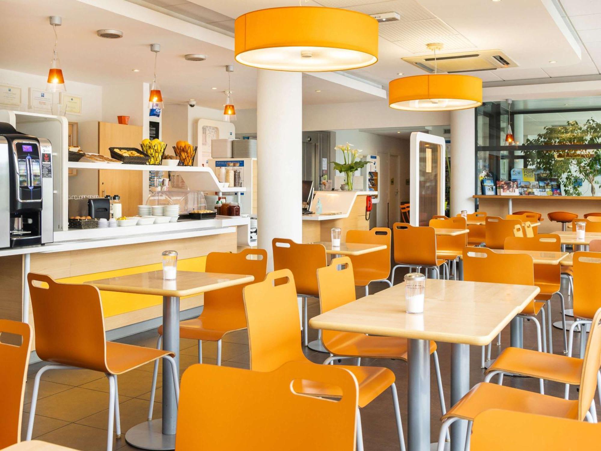 Ibis Budget Tours Nord Екстер'єр фото