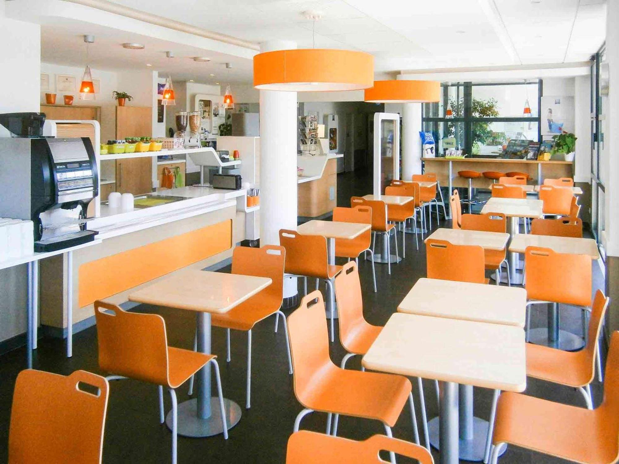 Ibis Budget Tours Nord Екстер'єр фото